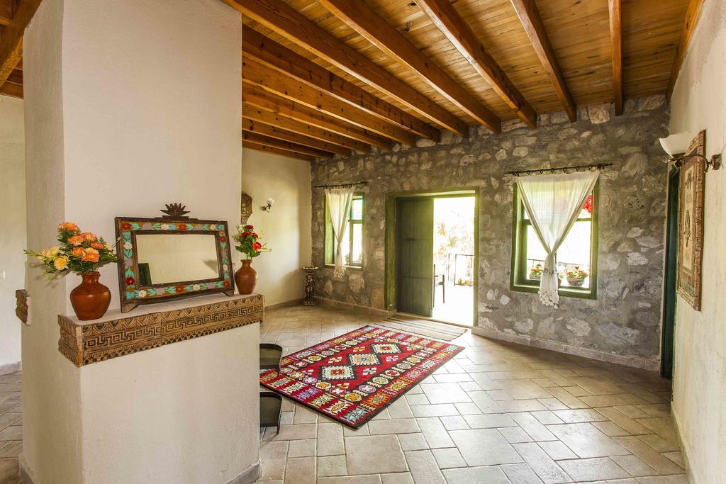 Bed and Breakfast Otantik Tas Ev Dalaman Exterior foto