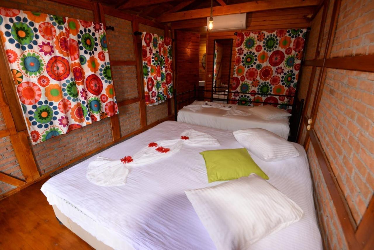 Bed and Breakfast Otantik Tas Ev Dalaman Exterior foto